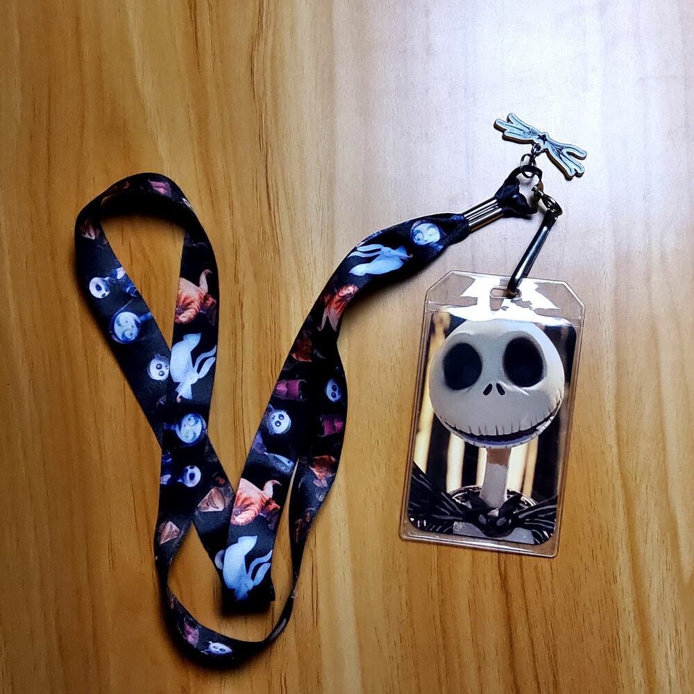 Loungefly NBC Lanyard – OG Heart Logo – 2013 – EUC– Rare